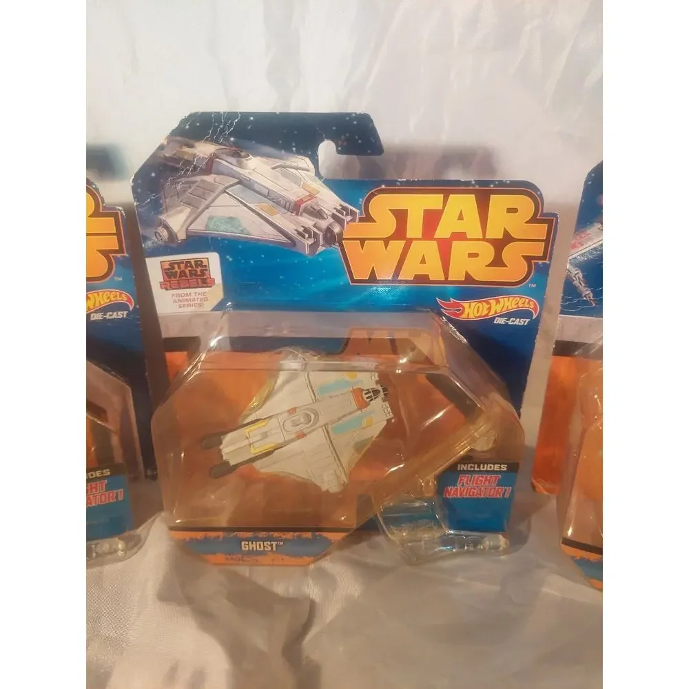 Hot Wheels Star Wars Set Of 3 Red 3 X-Wing Fighter, Ghost, Vulture Droid Sealed